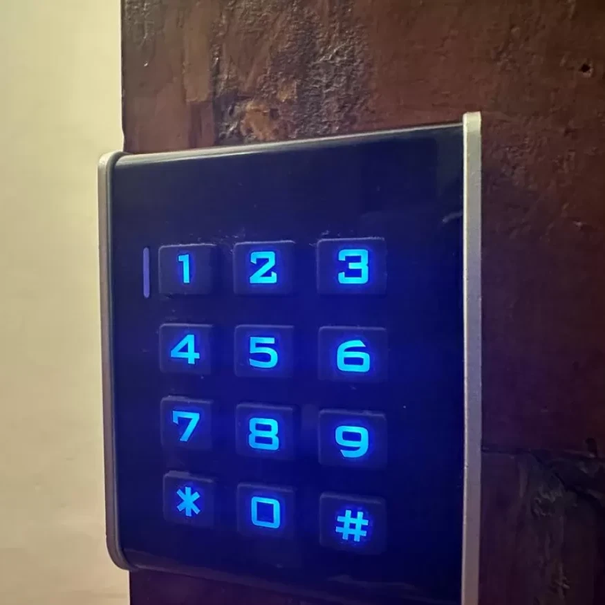 San Lorenzo Florence apartment code