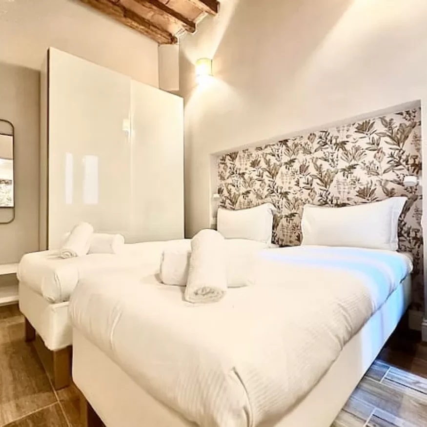 Florentine Haven on Via Guelfa, bedroom